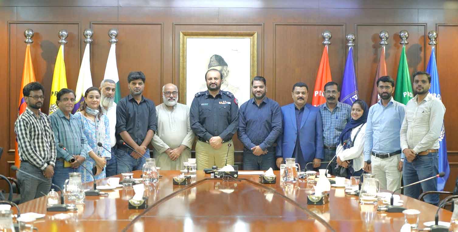 KUJ Dastoor Delegation Meets Karachi Police Chief to Strengthen Media-Police Relations